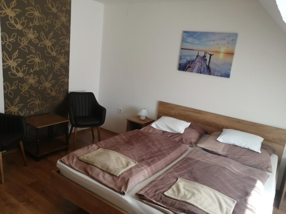 Anita Apartman Bük Buitenkant foto