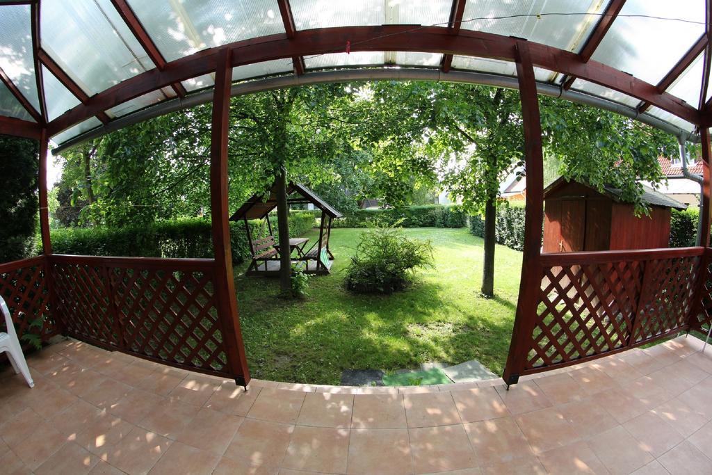 Anita Apartman Bük Buitenkant foto